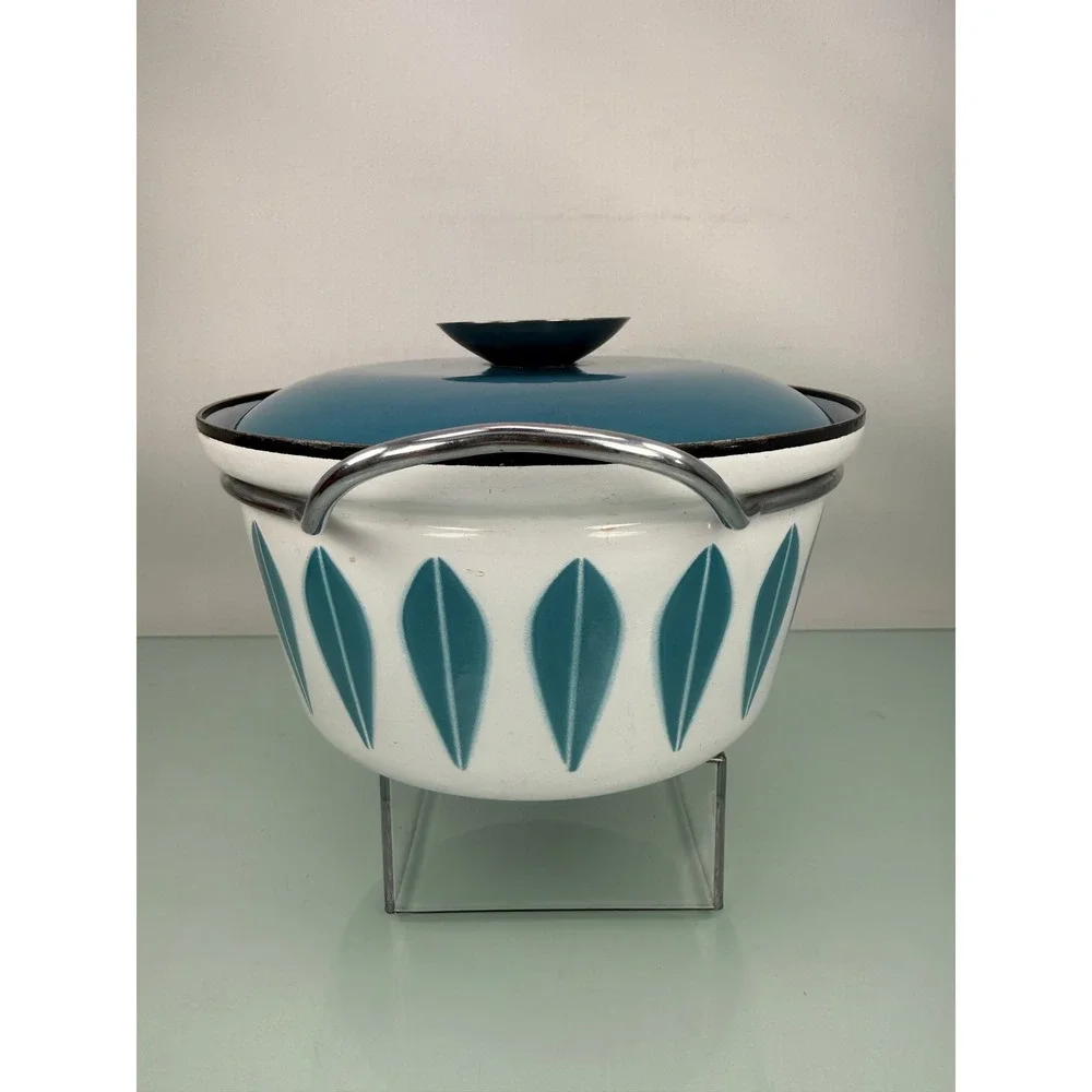 Vintage Cathrineholm Lotus Enamel Dutch Oven 7.5
